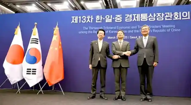 Cina, Giappone e Corea del Sud